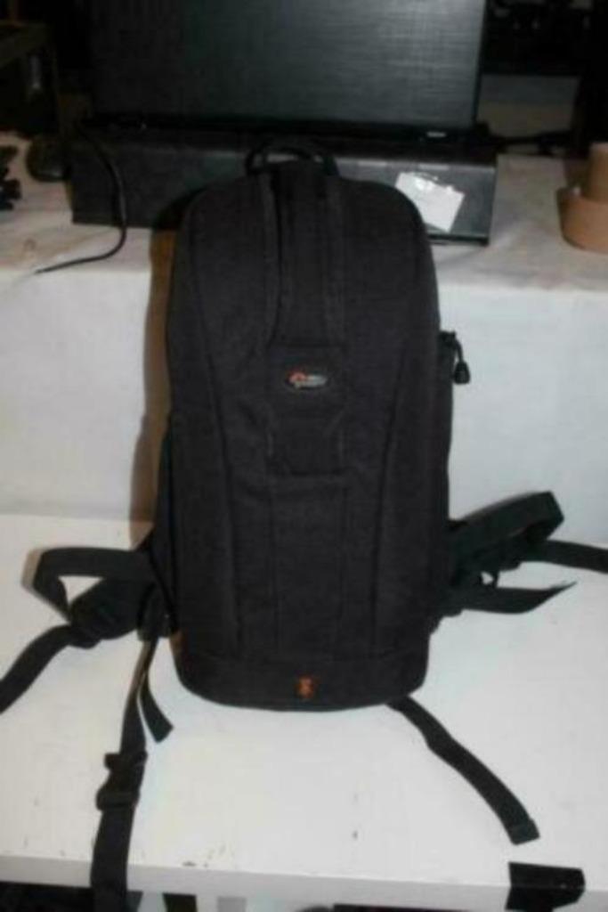 Lowepro Flipside 200, Enlèvement ou Envoi, Utilisé, Sac à dos, Lowepro