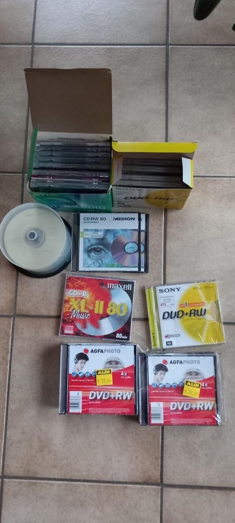 Agfa photo et Sony DVD + RW, MAXELL CD + R et CD + RW Medion, Neuf, Verschillende merken, Enlèvement ou Envoi, Réinscriptible