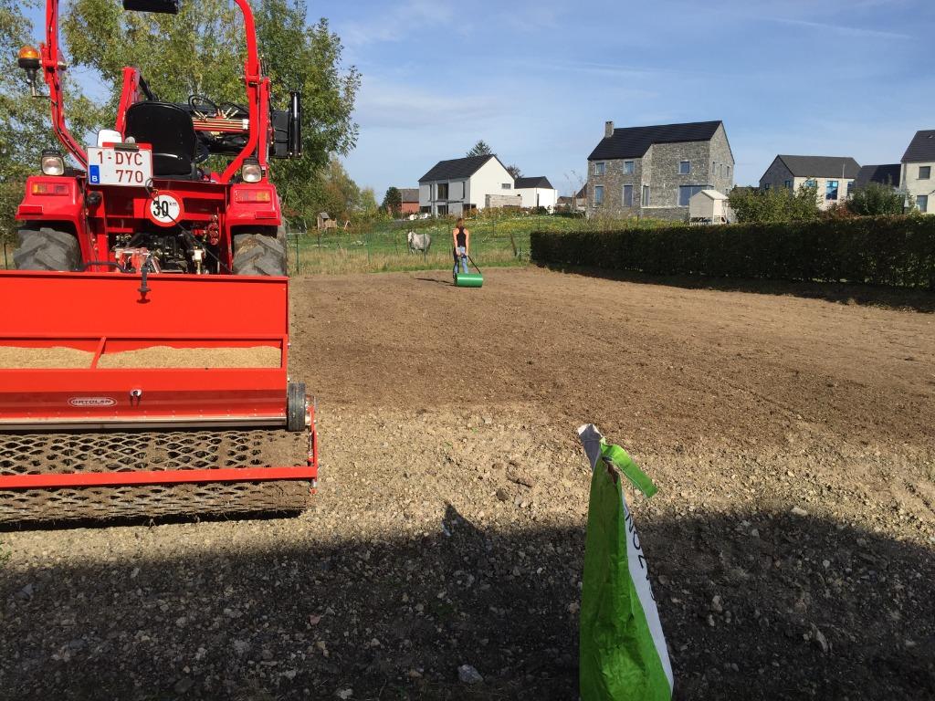 Préparation sol pour semis pelouses, prairies, etc..., Enlèvement ou Envoi