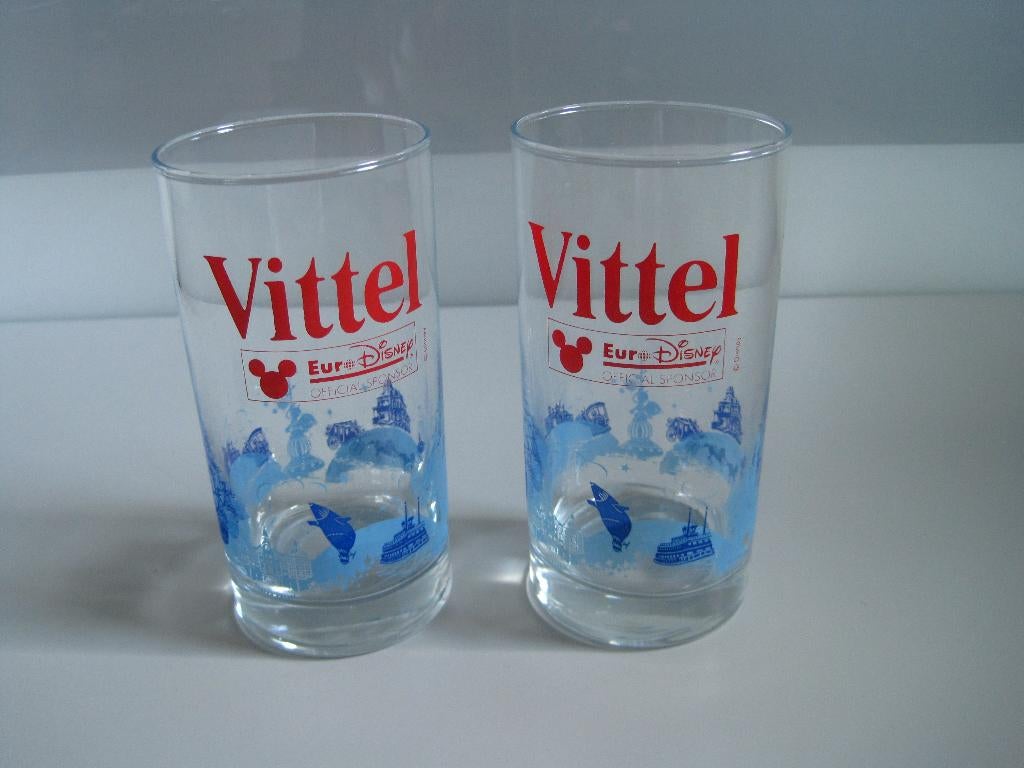 Set 2 vittelglazen Euro Disney 12 cm, Verzamelen, Glas en Drinkglazen, Ophalen of Verzenden, Gebruikt, Waterglas