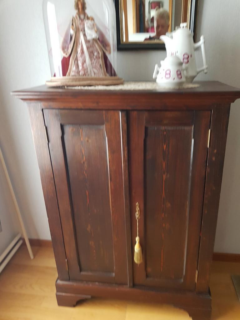 oude kast in prima staat, Enlèvement