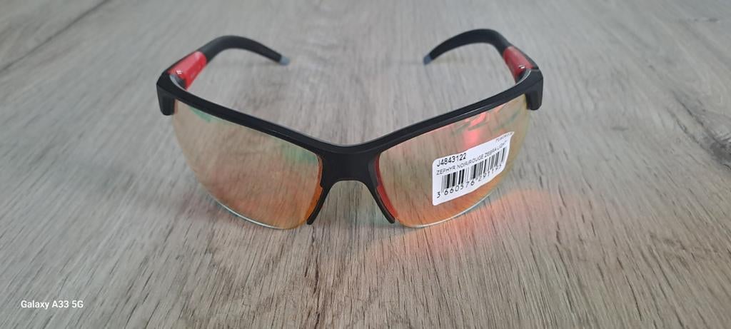 Lunettes de sport Julbo Zephyr Zebra Light, Enlèvement ou Envoi