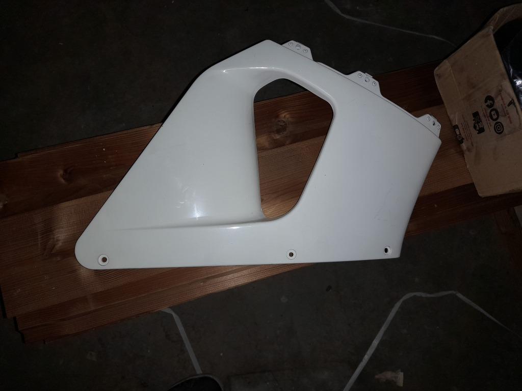 Nouveau Carénage latéral CBR 900, Motos, Enlèvement ou Envoi, Neuf