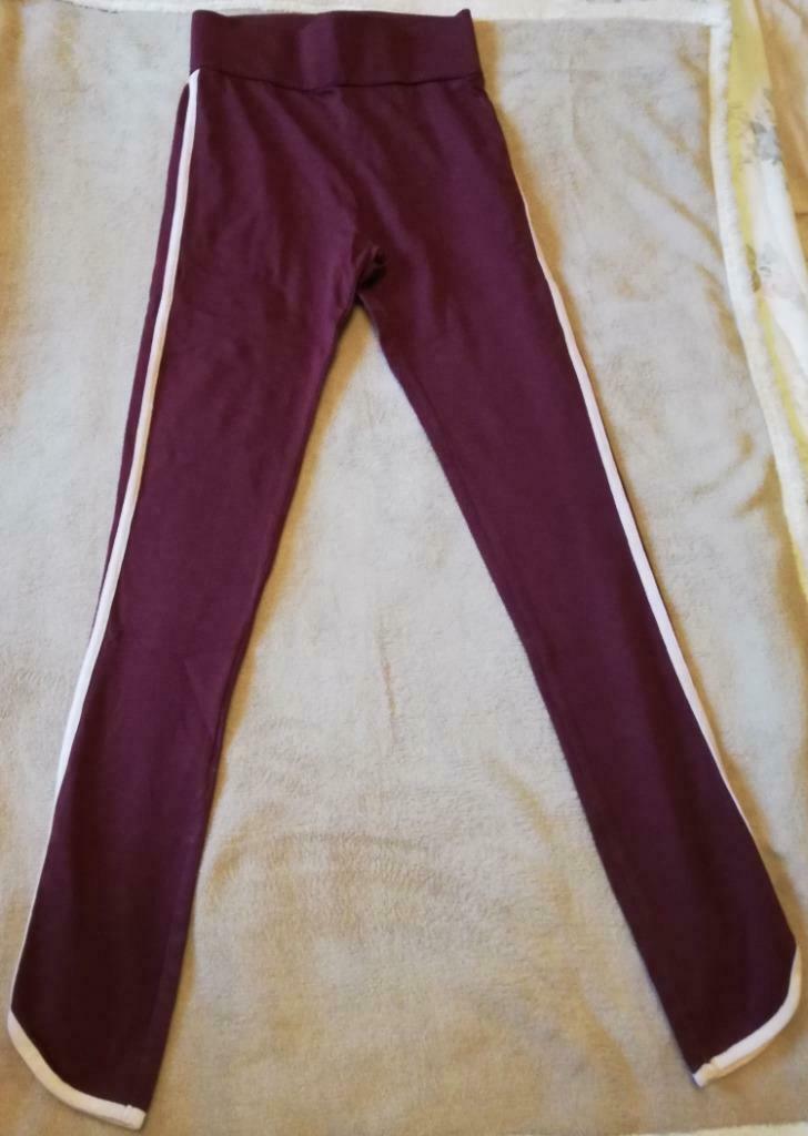 Legging bordeaux avec ligne blanche latérale FB Sister XS, Enlèvement ou Envoi, Autres couleurs, Comme neuf, Longs