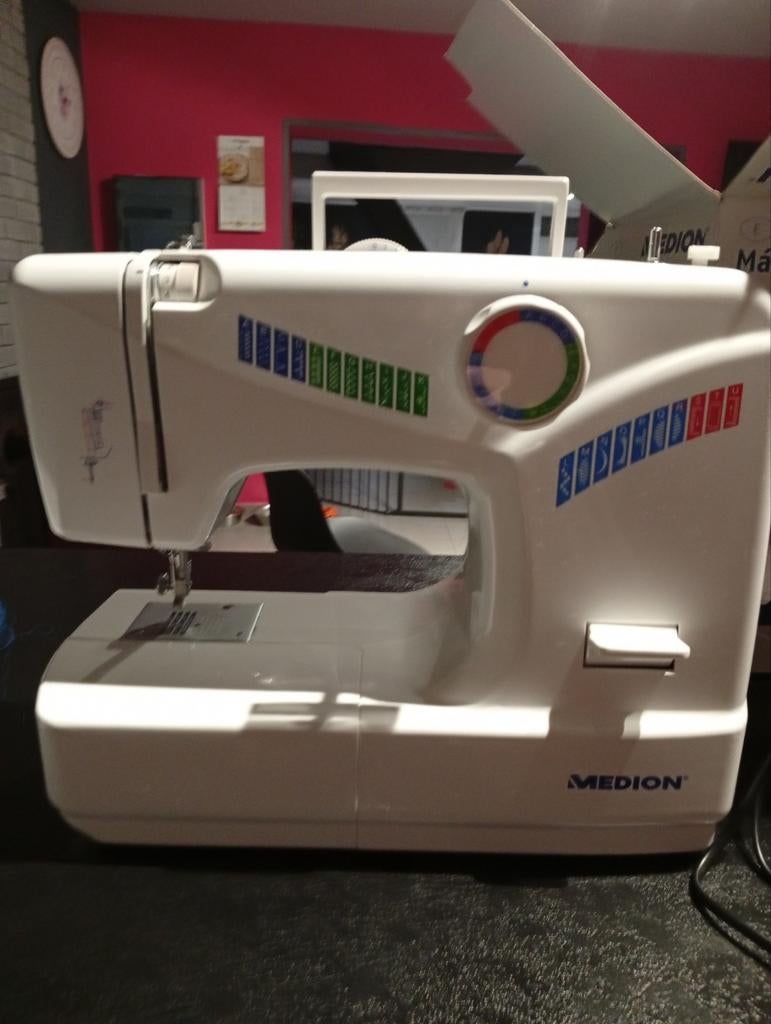 Medion naaimachine, Hobby en Vrije tijd, Ophalen of Verzenden, Accessoires