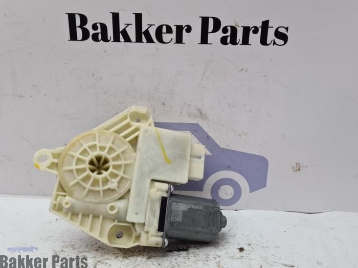 Moteur de vitre portière d'un Skoda Fabia, Autos : Pièces & Accessoires, -, -, 3 mois de garantie, Utilisé