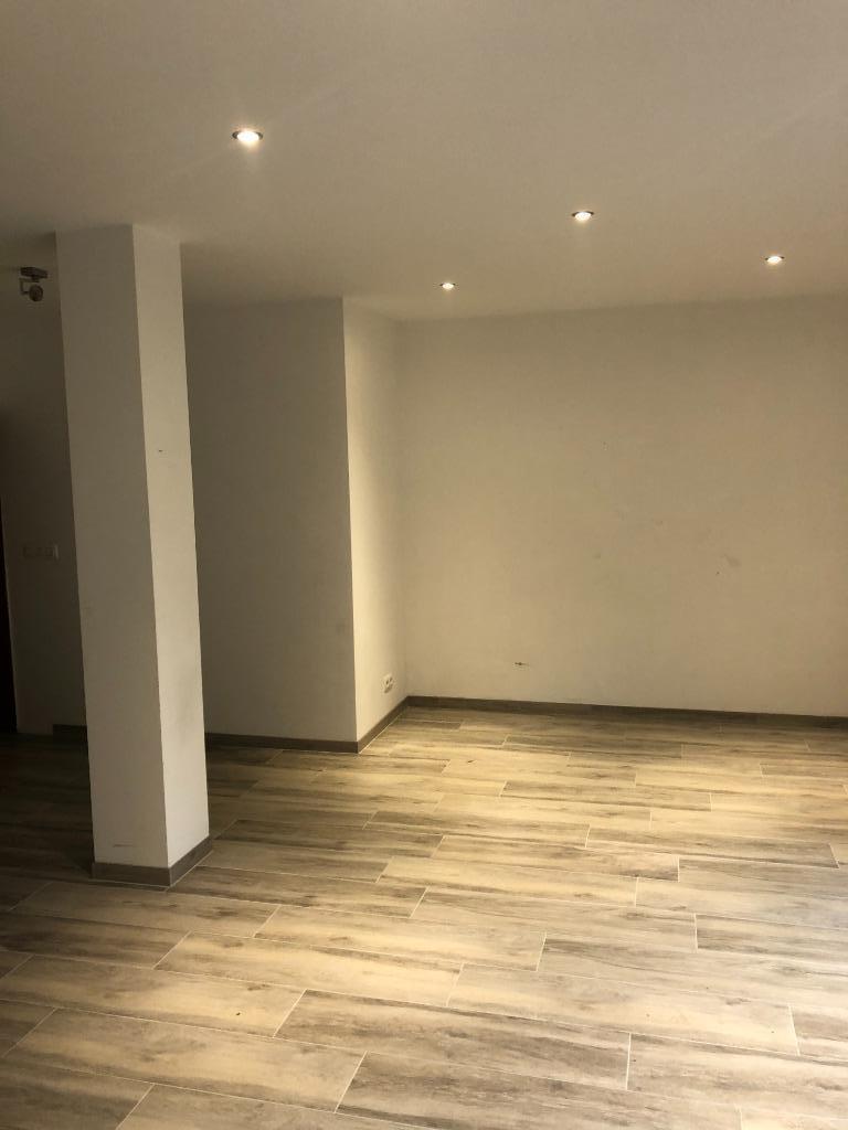 Matrix-R. Travaux de peinture et de parquet., Services & Professionnels, Bricoleurs & Entreprises de petits travaux du bâtiment