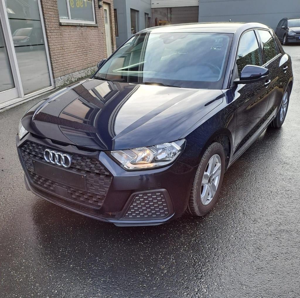 AUDI A1 25 TFSi sportback met alu.velgen+GPS+... GARANTIE, Auto's, Audi, Particulier, A1, ABS, Airbags, Airconditioning, Android Auto