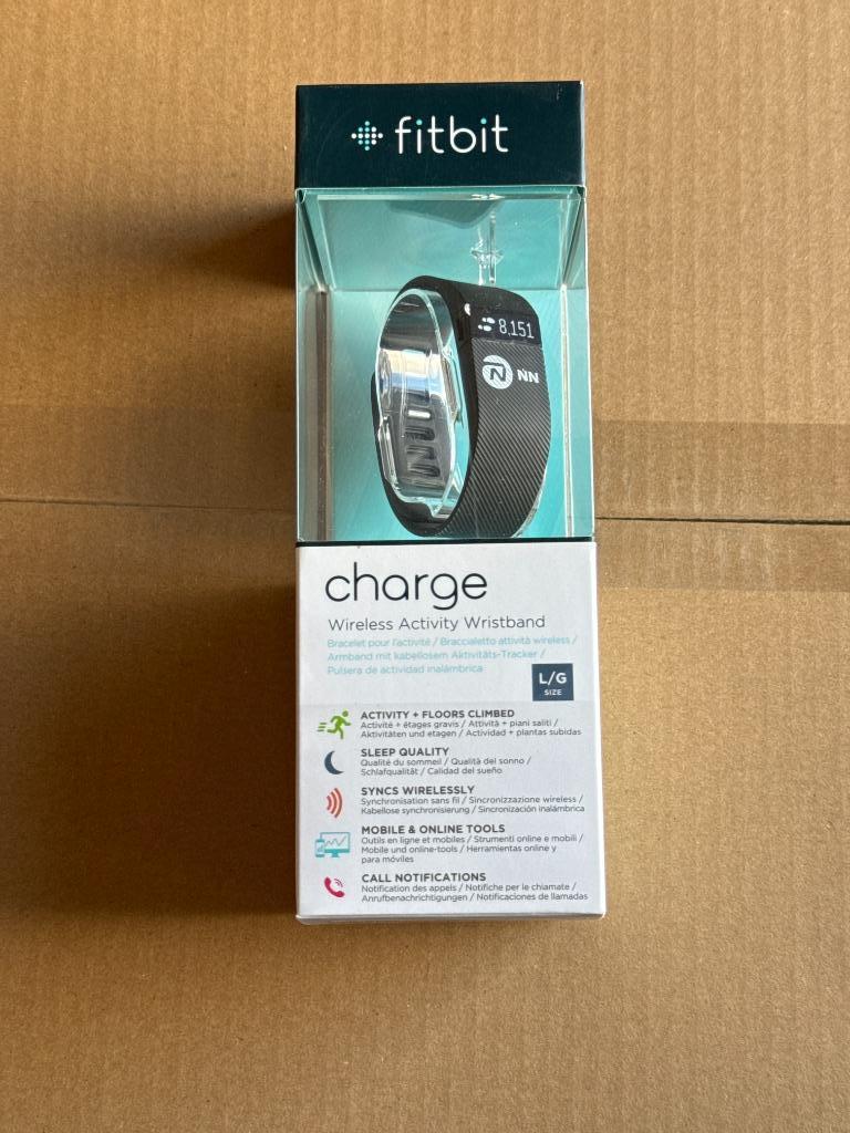 Fitbit charge capteur d activité  NEUF jamais ouvert  PRIX F, Enlèvement ou Envoi, Neuf