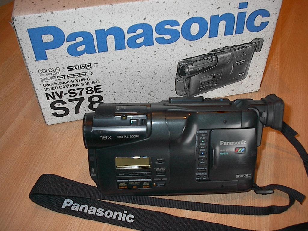 camescope d'époque  NV-S78 E   pour pièces avec sa boite, Panasonic, Enlèvement ou Envoi, Caméra, Autres types