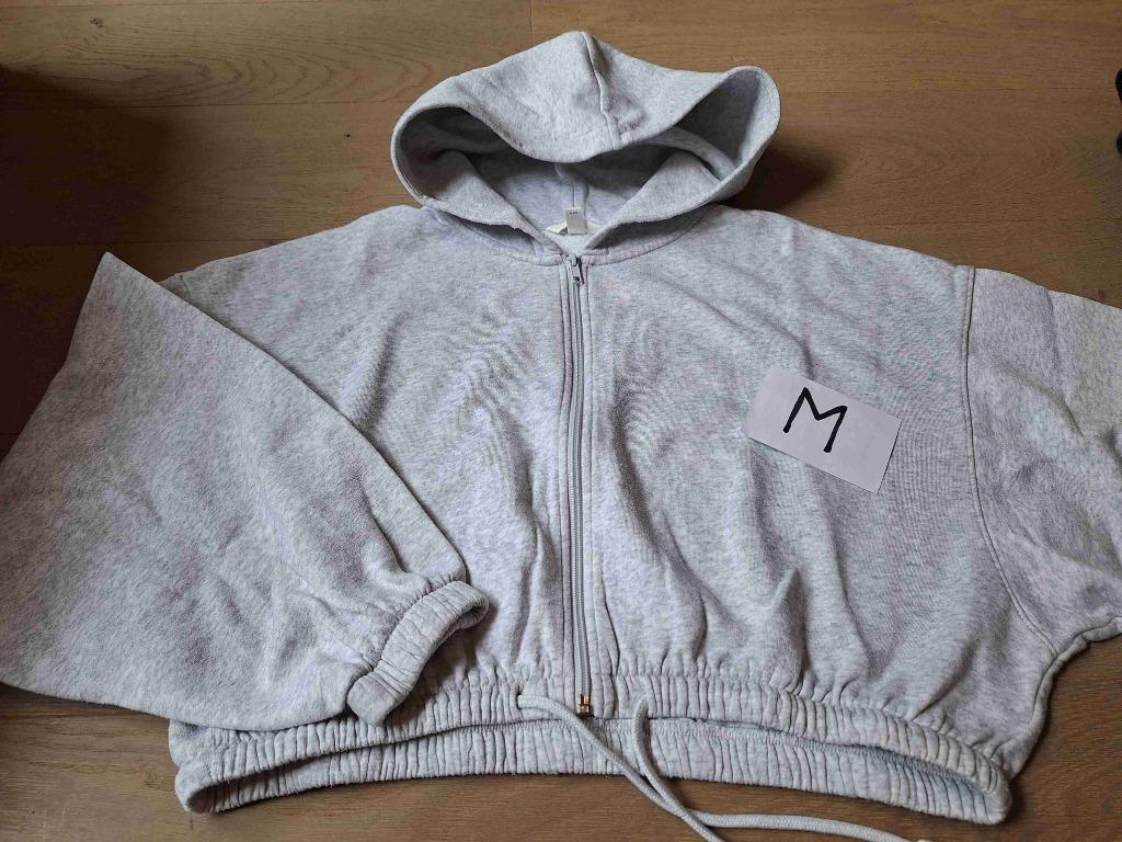 wijde korte sweater vest met kap lichtgrijs H&M mt M, Maat 38/40 (M), H&M, Ophalen of Verzenden, Grijs