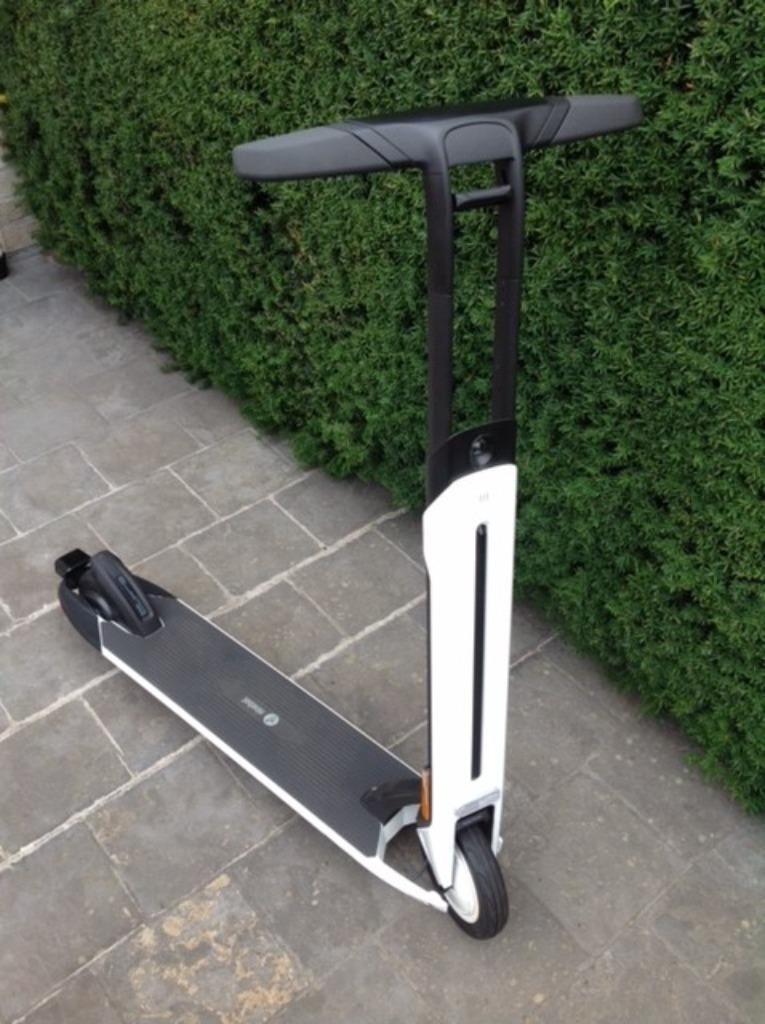 Ninebot (Segway) e-step, Enlèvement, Neuf