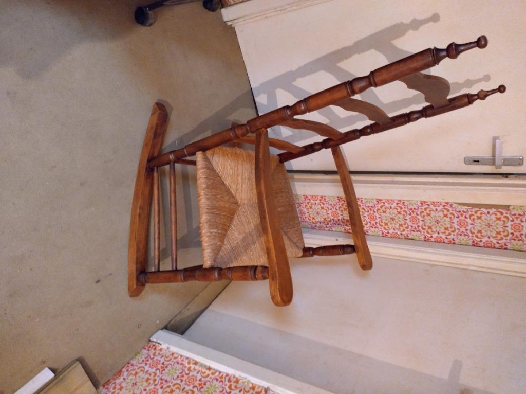 Antieke schommelstoel, Ophalen