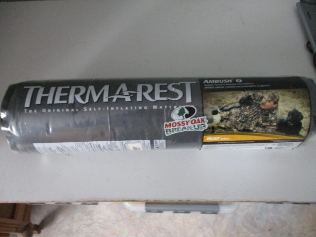 THERMAREST , am bush R , mossy oak , break up, Caravanes & Camping, Accessoires de camping, Neuf, Enlèvement ou Envoi
