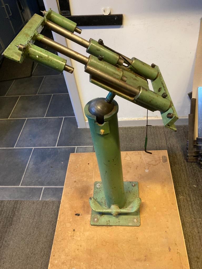 Stoffeer kolom, Doe-het-zelf en Bouw, Ophalen, Zo goed als nieuw