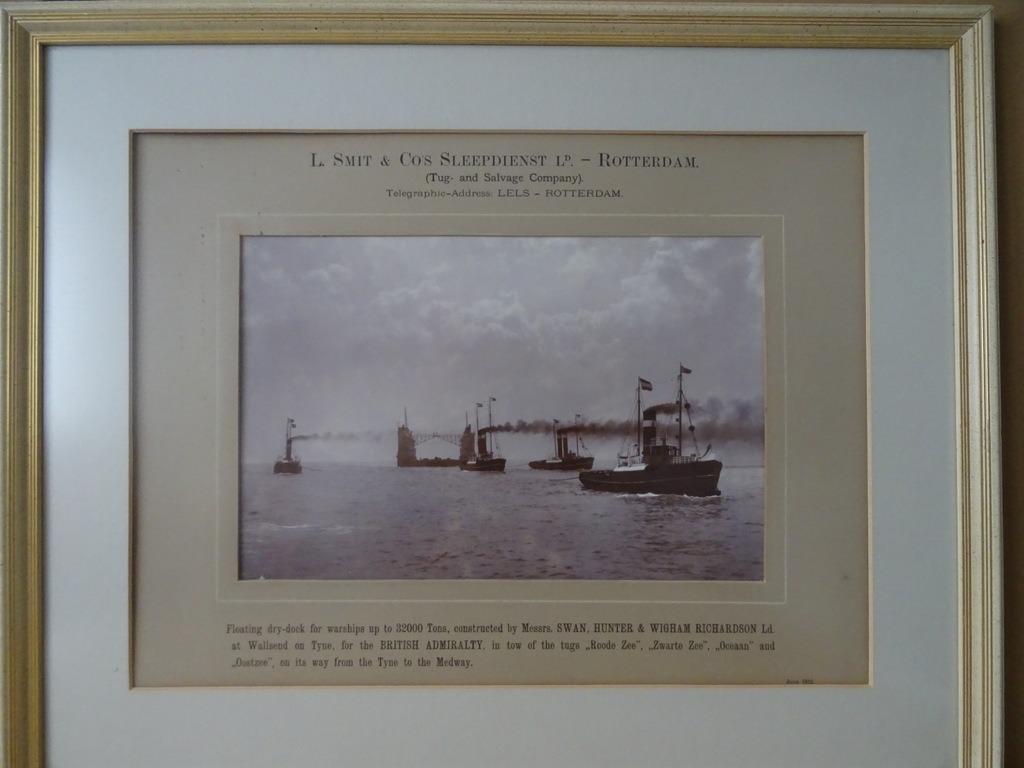 Antieke foto L. Smit & Co's sleepdienst Rotterdam 1912 65x53, Verzamelen, Natuur, Foto, Ophalen of Verzenden, Zo goed als nieuw