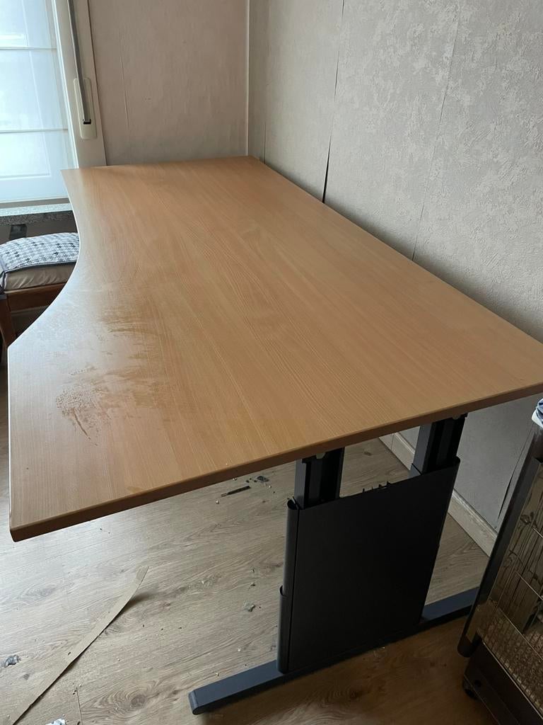 bureau, Enlèvement, Comme neuf