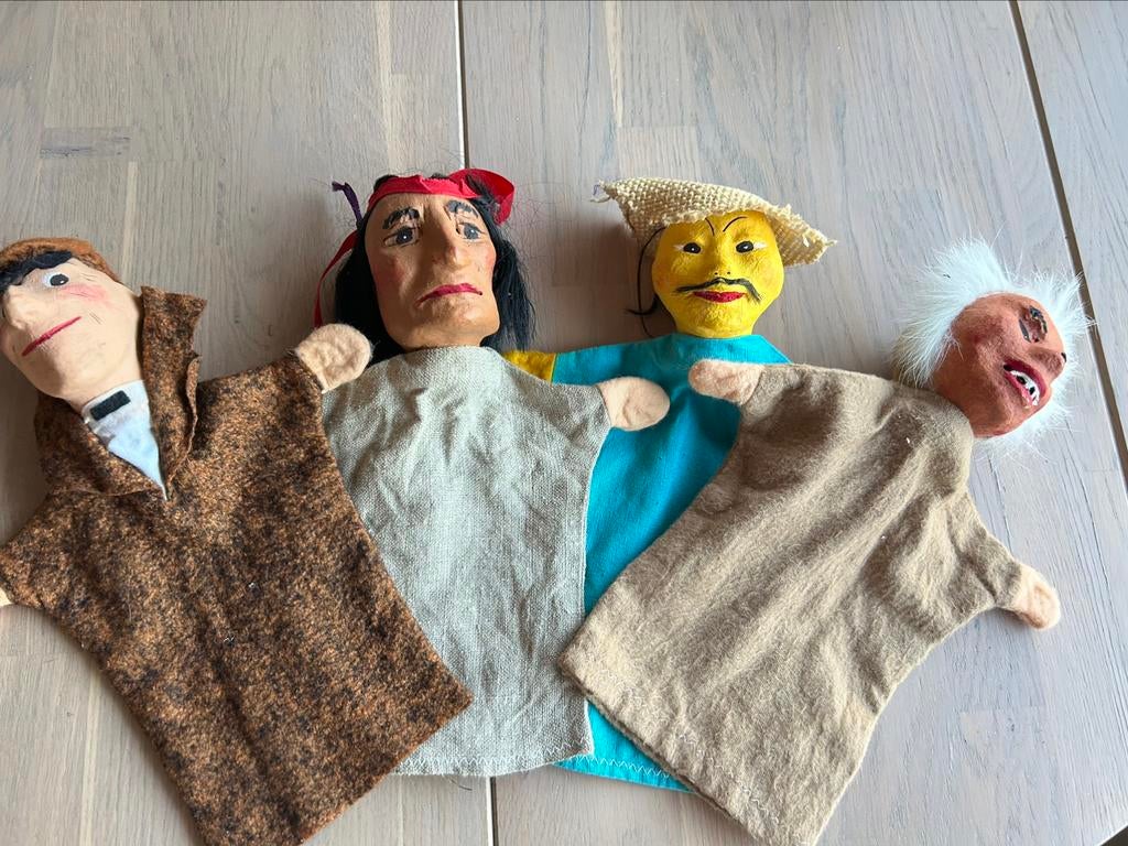 Handmade poppenkast popjes, Ophalen of Verzenden, Gebruikt