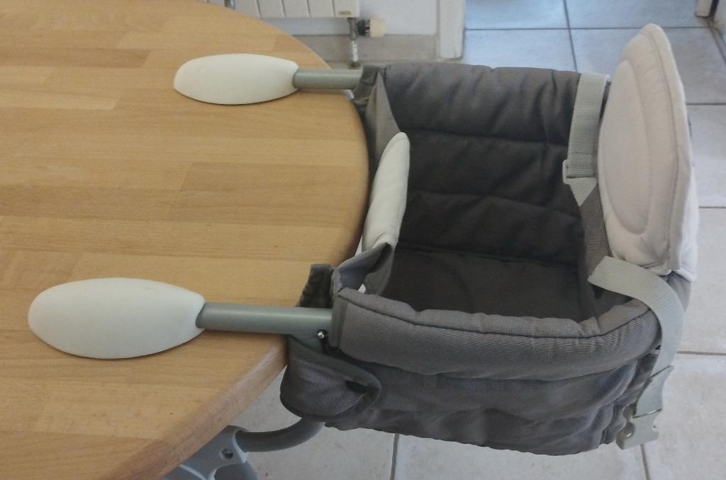 Siège de table pour enfant 'Chicco', Enfants & Bébés, Enlèvement, Utilisé, Chaise de table, Ceinture(s)