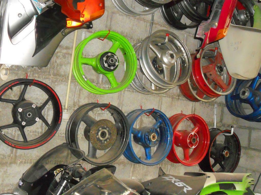Vend toutes jantes roues pièces Kawasaki gros stock tous mod, Motoren, Ophalen, Gebruikt