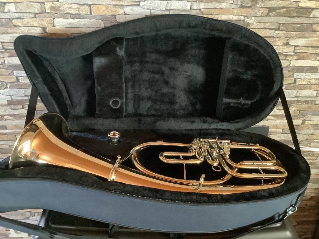 tuba, Musique & Instruments, Enlèvement, Comme neuf, Tuba en si bémol, Avec valise ou sac