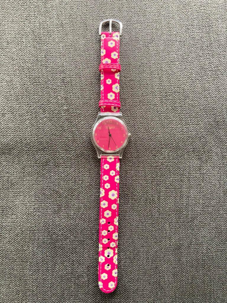 Nouvelle montre femme, Bijoux, Sacs & Beauté, Montres | Hommes, Enlèvement ou Envoi, Autres matériaux, Synthétique, Neuf