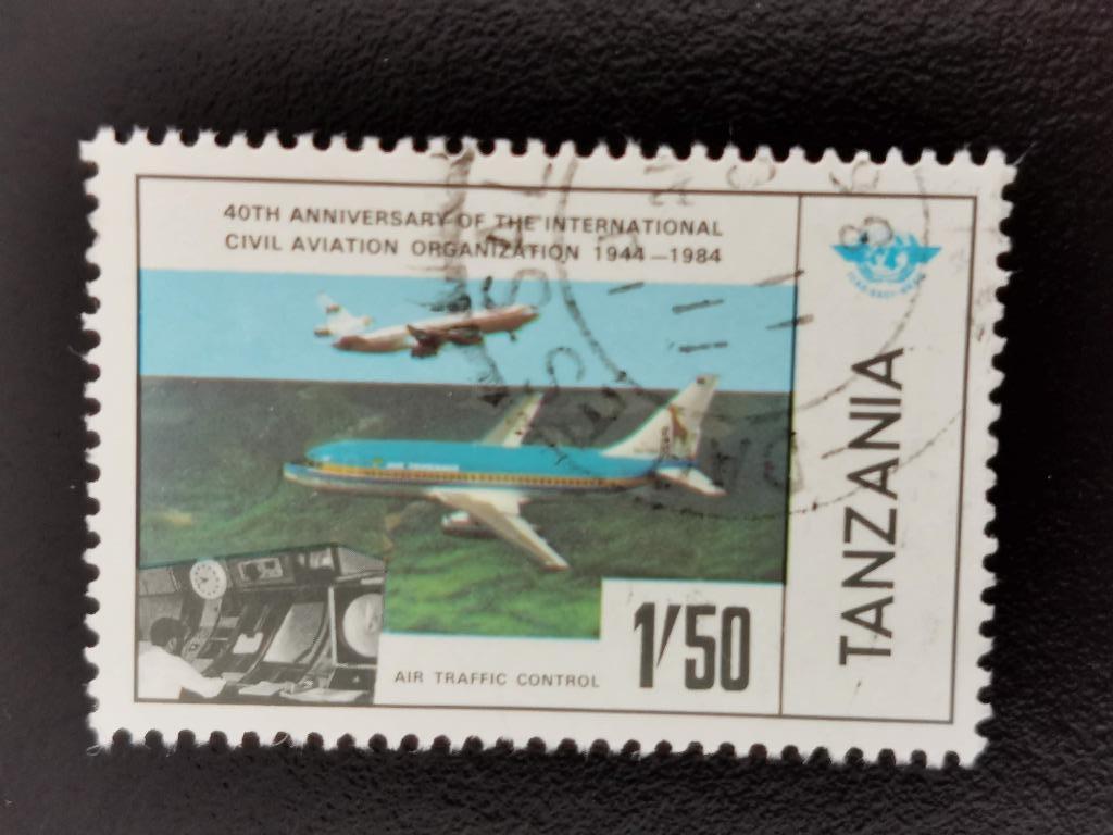 Tanzanie 1984 - aviation civile - aéronefs, tour de contrôle, Timbres & Monnaies, Timbres | Afrique, Enlèvement ou Envoi, Tanzanie