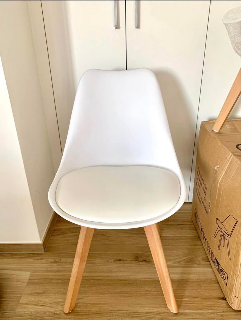 chaise neuve blanc noir gris plusieurs en stock, Antiquités & Art, Enlèvement