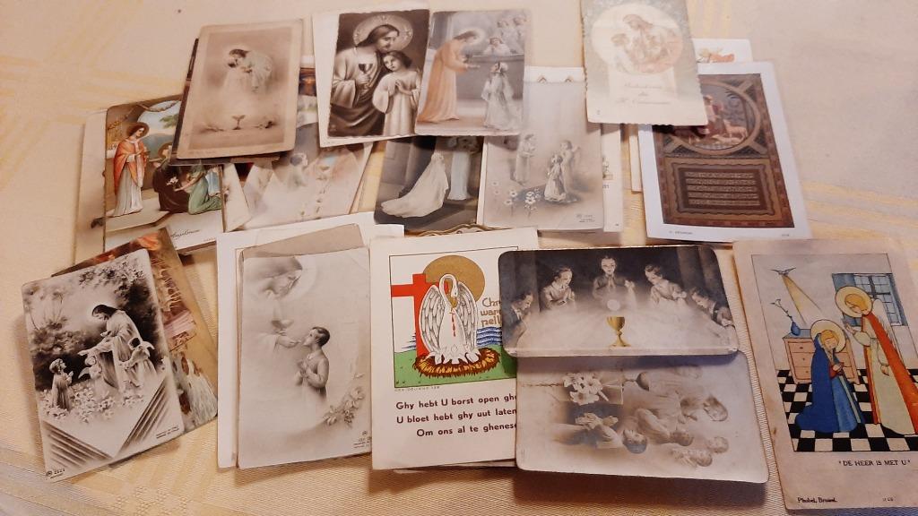 50 plechtige communiekaartjes van voor 1950, Verzamelen, Ophalen of Verzenden
