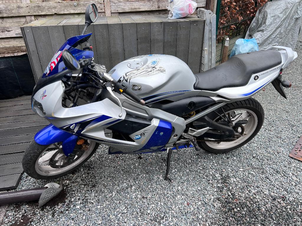 Op zoek naar een Yamaha tzr mbk x power frame?, Ophalen