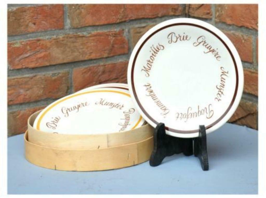 §6 assiettes a fromage, Assiettes(s), Enlèvement ou Envoi, Comme neuf, Céramique