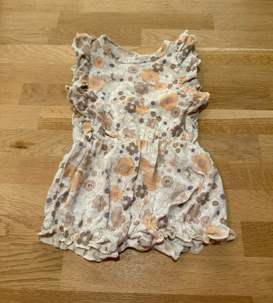 Baby pakje 56, Kinderen en Baby's, Babykleding | Maat 56, Meisje, Ophalen of Verzenden, Zo goed als nieuw, Pakje