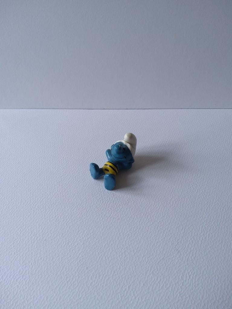 Schtroumpf Dormeur jaune et noir, Collections, Enlèvement ou Envoi, Utilisé, Poupée, Figurine ou Peluche