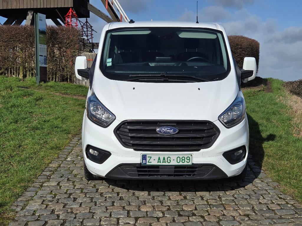 Ford transit custom/ BTW AFTREKBAAR, Auto's, Bestelwagens en Lichte vracht, Voorwielaandrijving, Stof, USB, Euro 6