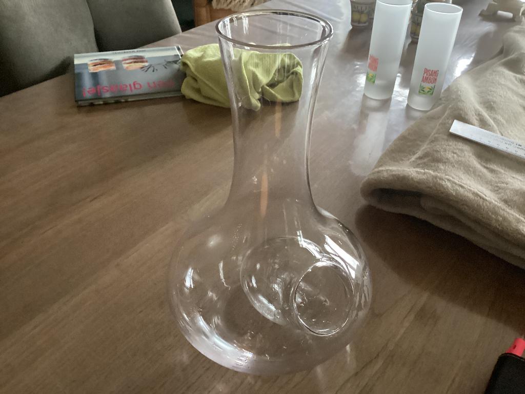 Karaf voor wijn, Ophalen, Zo goed als nieuw, Witte wijn