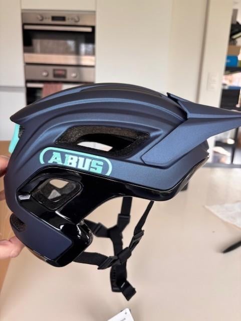 MTB fietshelm ABUS Cliffhanger, Fietsen en Brommers, Fietsaccessoires | Fietshelmen, Ophalen of Verzenden, Nieuw, M, Abus