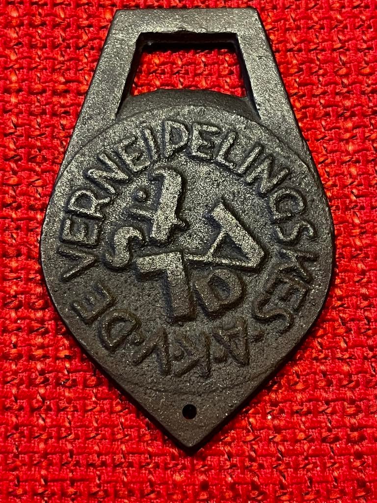Medaille Aalst Carnaval 1976 Marc De Bruyn Verneipelingskes, Ophalen of Verzenden