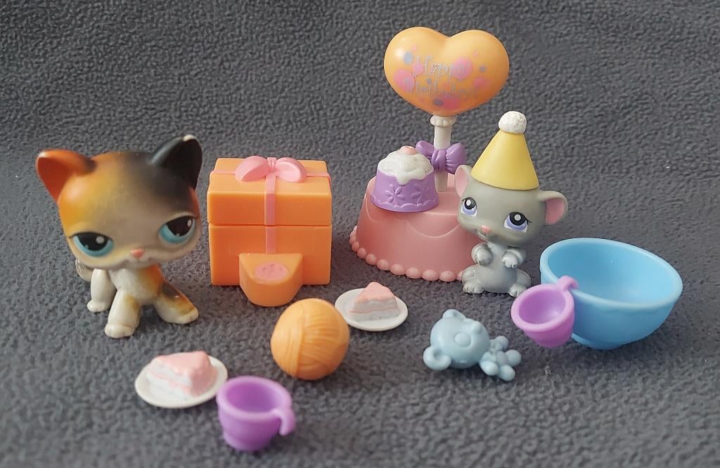 Littlest Pet Shop verjaardag:kat(#106)+jack russel(#105), Kinderen en Baby's, Ophalen, Gebruikt