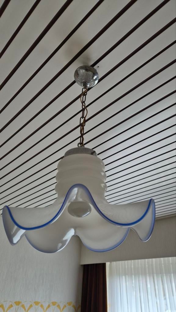 Retro Luster in opaal glas, Ophalen, Glas