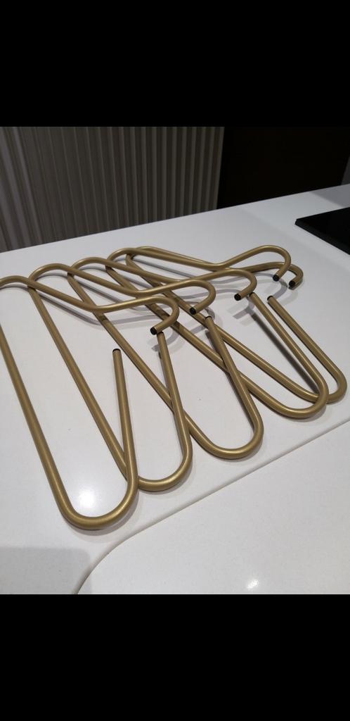 Kleerhangers goudkleurig 5 stuks, Ophalen of Verzenden, Nieuw
