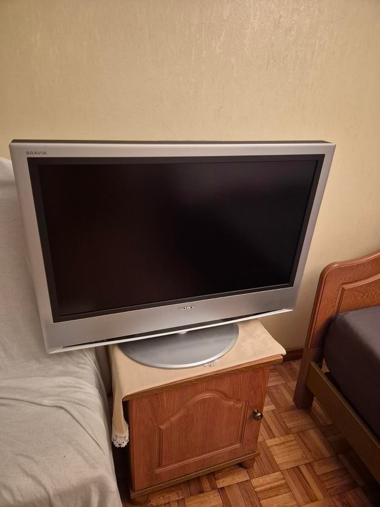 Sony Bravia LCD COLOR HDMI TV: HEEL GOEDE TV, TV, Hi-fi & Vidéo, Télévisions, Comme neuf, LCD, Sony, Enlèvement