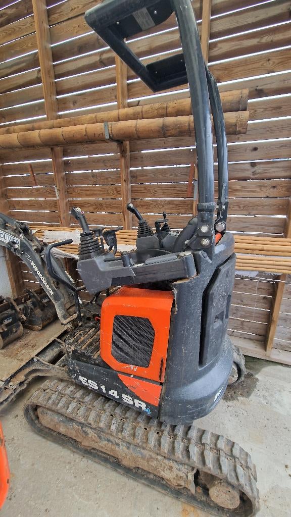 te huur Mini graafkraan 1.2 ton en toebehoren, Zakelijke goederen, Machines en Bouw | Kranen en Graafmachines, Ophalen, Graafmachine