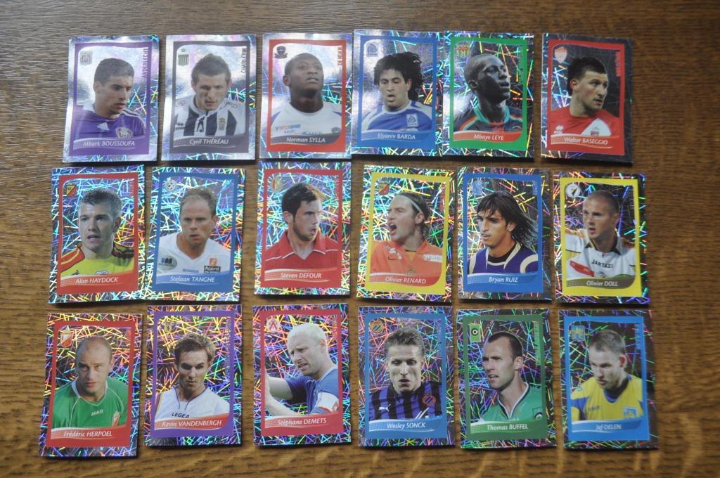 PANINI COMPLETE SET FOOTBALL 2009 LU SCORE 18 STICKERS, Ophalen of Verzenden, Zo goed als nieuw, Meerdere stickers