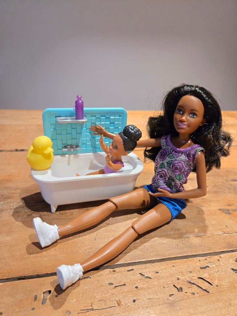 Barbie met kind in bad, Ophalen of Verzenden, Zo goed als nieuw, Barbie