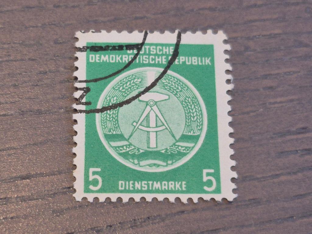Postzegel Deutsche Demokratische Republik 5 dienstmarke, Ophalen of Verzenden