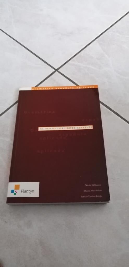 El uso de Los modos verbales, Boeken, Ophalen of Verzenden