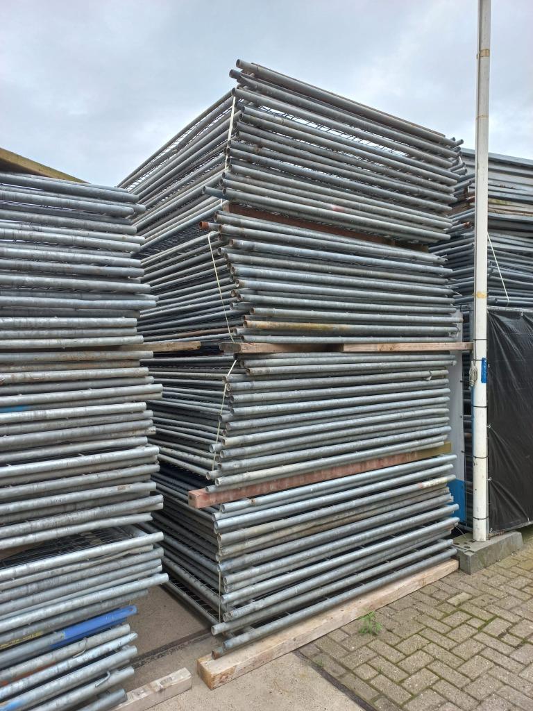 Gebruikte bouwhekken, werfhekken Heras, Ophalen, Gebruikt, IJzer, Overige typen