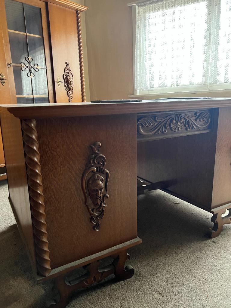 Eiken bureau met bibliotheekkast - met leeuwenkop, Enlèvement