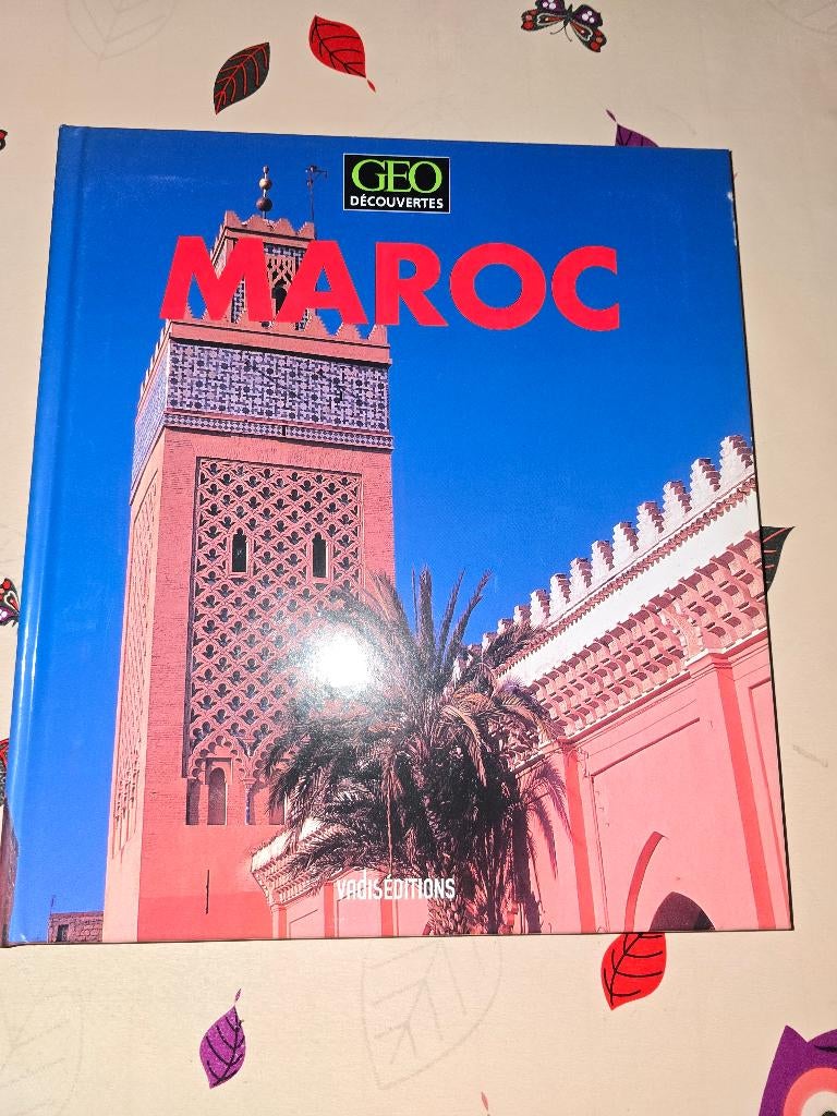GEO Discoveries MAROC Vadis Editions., Ophalen of Verzenden, Zo goed als nieuw