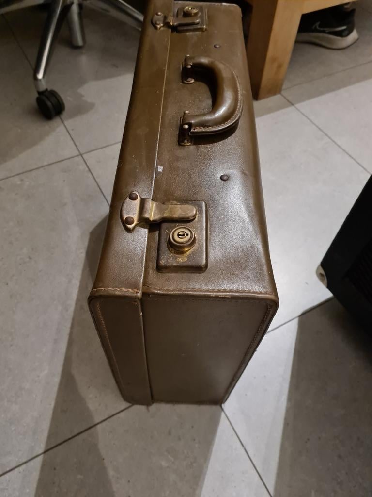 Vintage Reiskoffer bruin,met Sleutel, Ophalen of Verzenden, Gebruikt